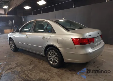 2009 Hyundai Sonata Gls z USA, uszkodzony, nr VIN 5NPET46C39H527729